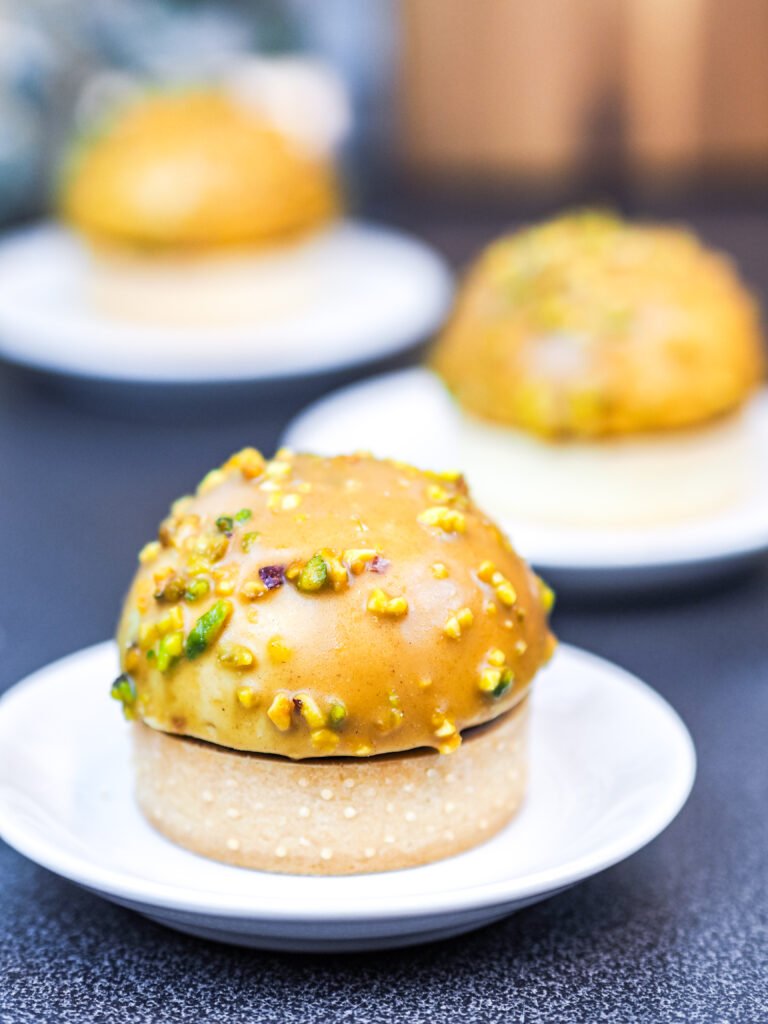 Tarts Rocher pistacchio e frutti di bosco
