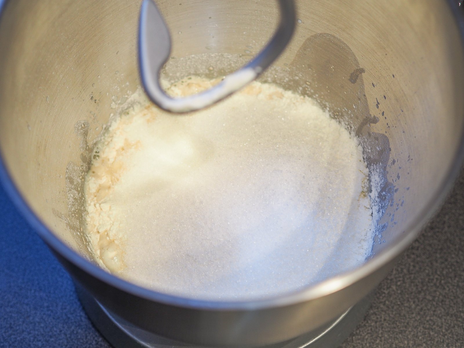 Nuvole di brioche ripiene