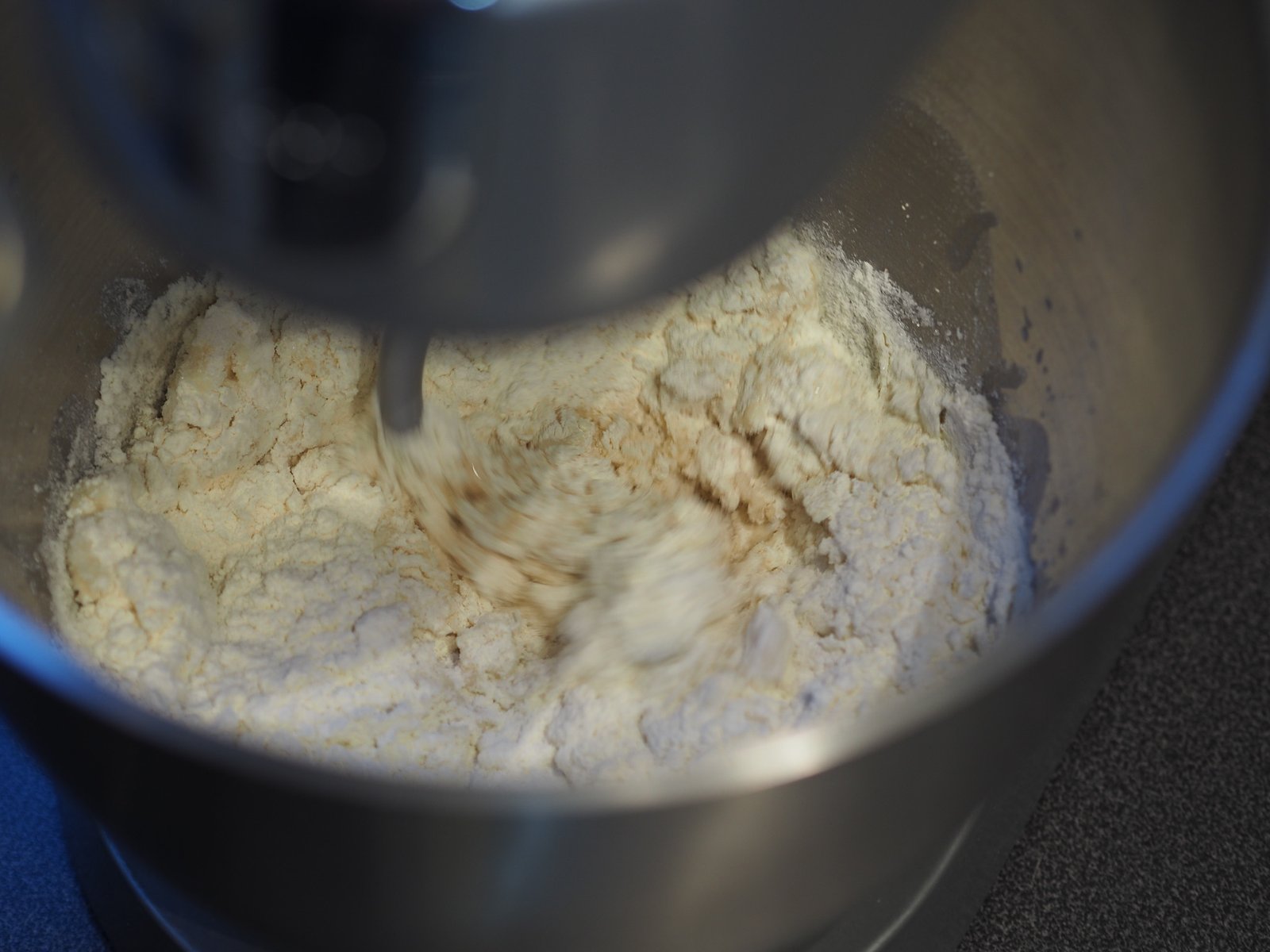 Nuvole di brioche ripiene