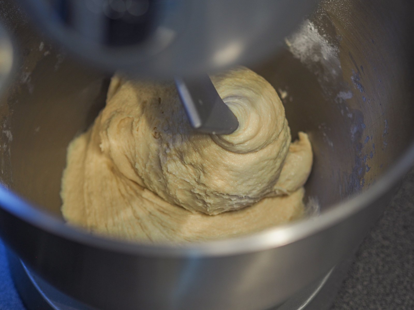 Nuvole di brioche ripiene