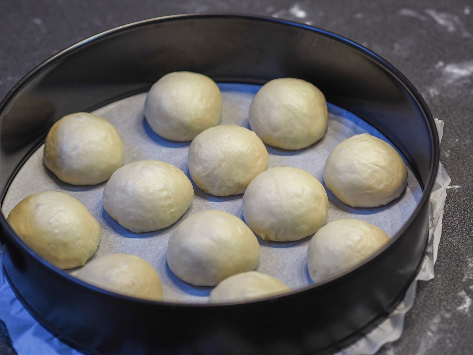 Nuvole di brioche ripiene