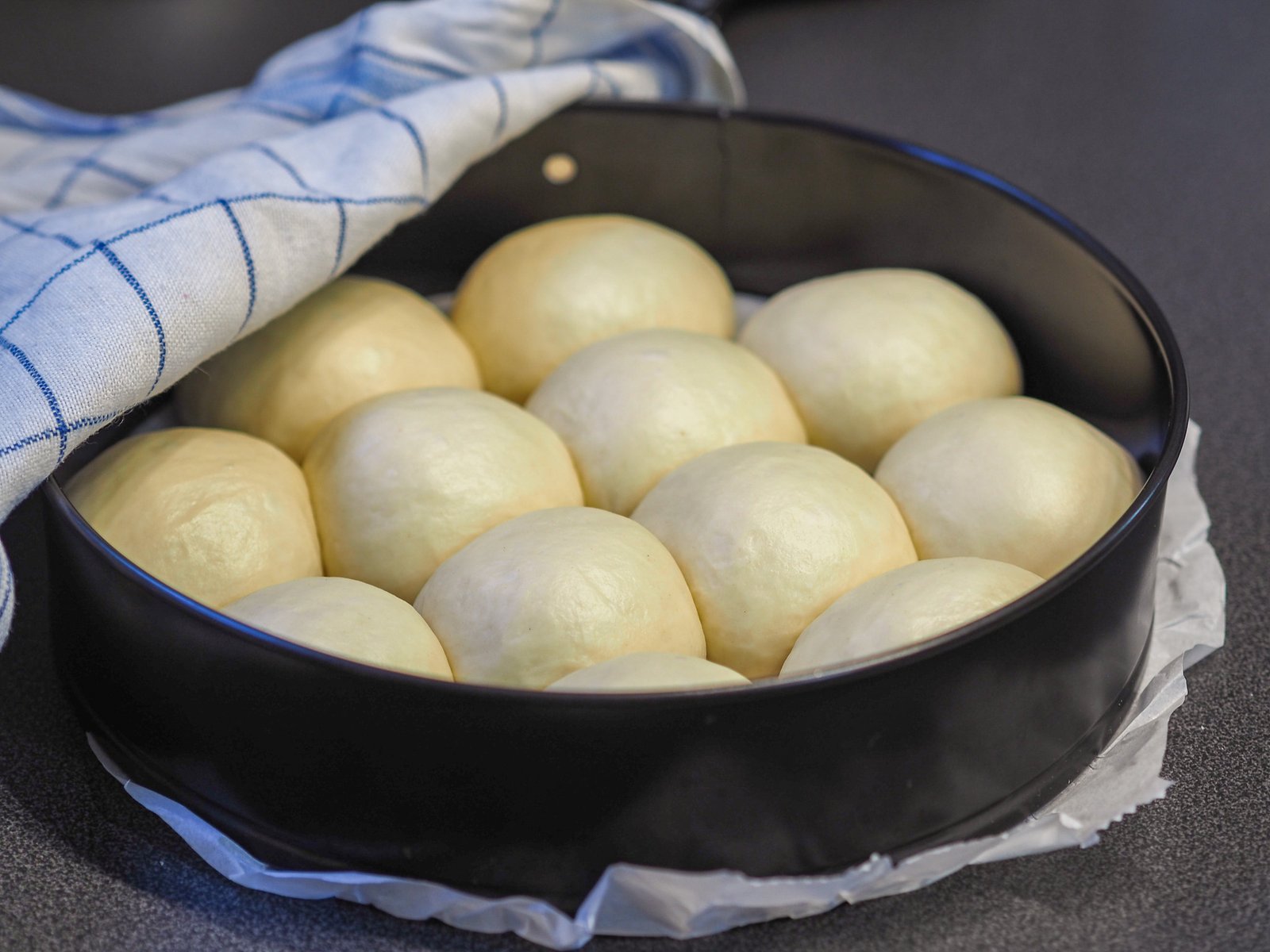Nuvole di brioche ripiene