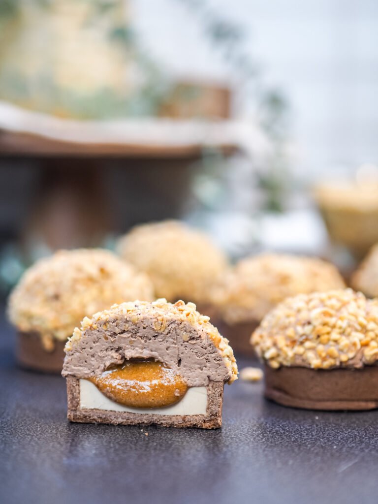 Tarts sfera di nocciola e cioccolato